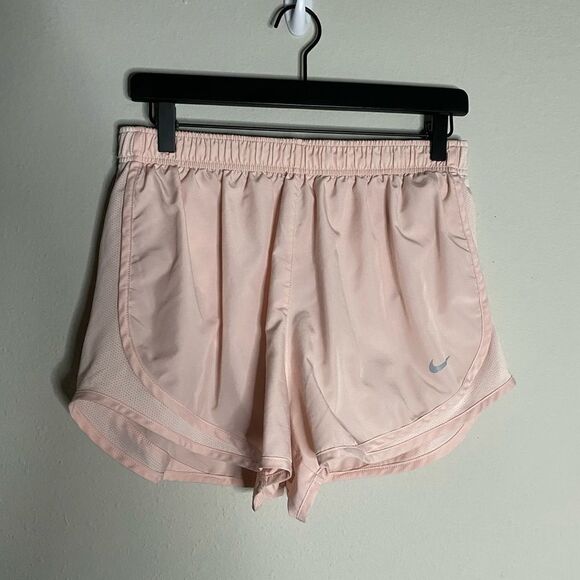 Nike Girl’s Dri-Fit Lined Running Shorts in Light Pink - Picture 2 of 9